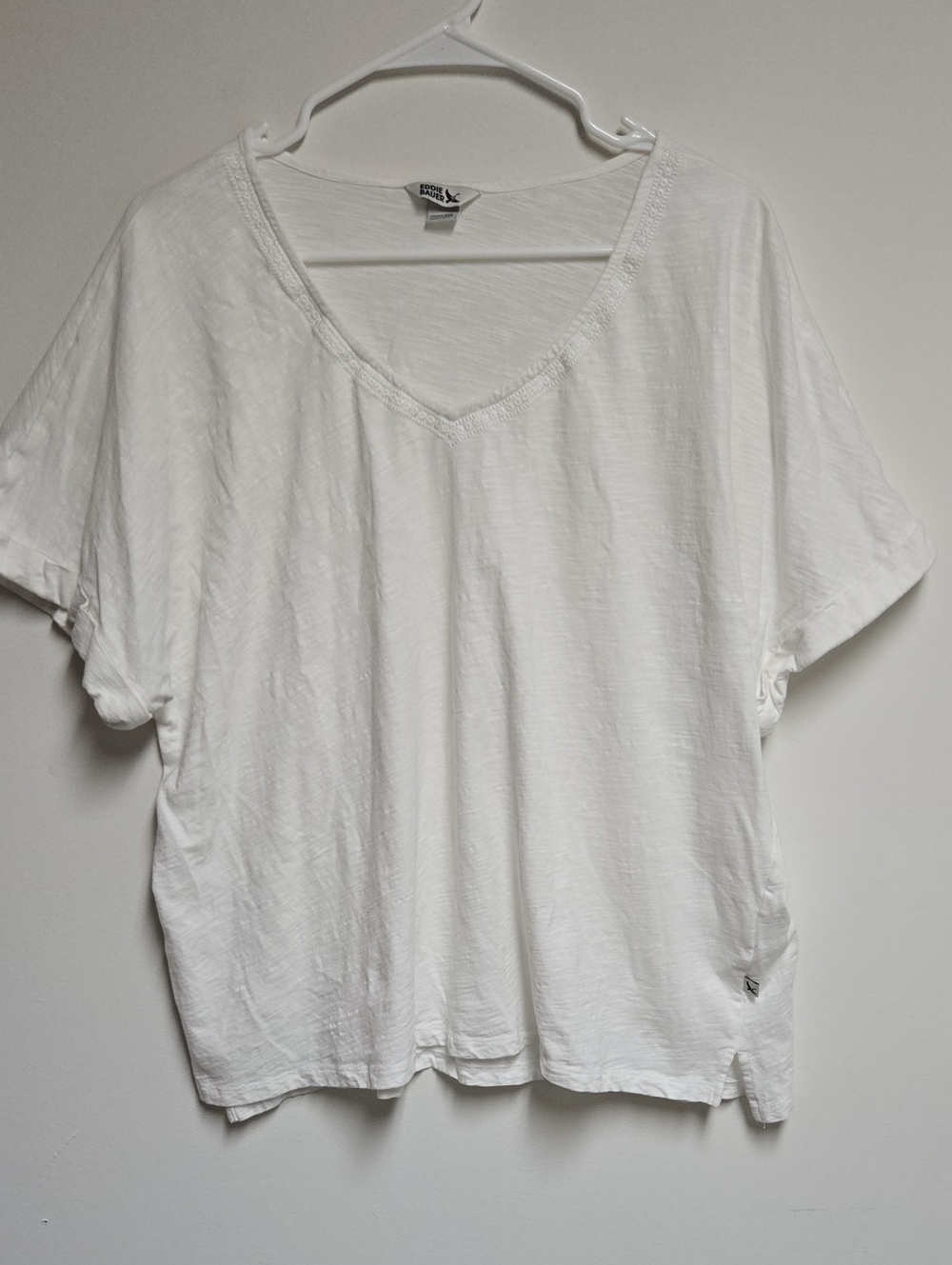 Eddie Bauer White V-Neck Short Sleeve Tee 100% Cotton XXL